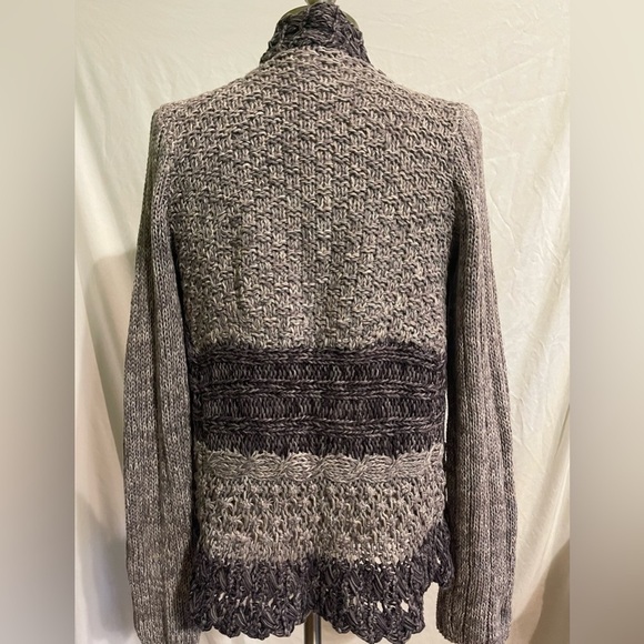 Chico's *Like New* Women's Gray Open-Front Cardigan | Size 0 - Picture 4 of 6